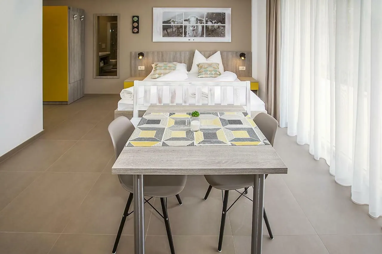 Apartments Capic Marin Baška